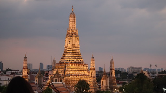 Wat Arun  Храмът на зората